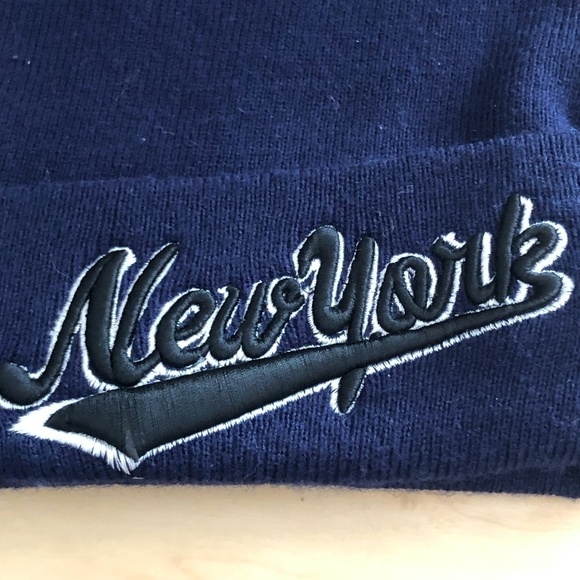 NEW YORK Cuffed Beanie - Embroidered & Applique - Picture 2 of 6
